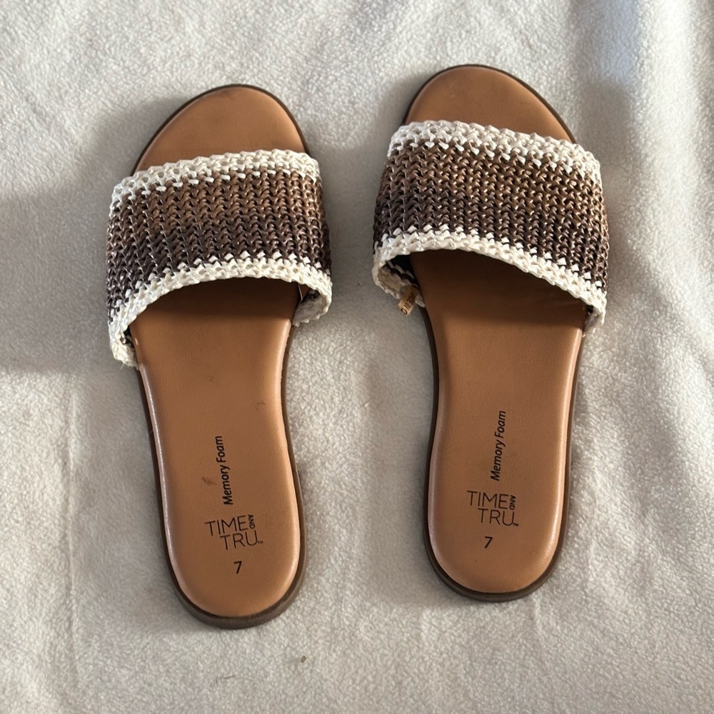 Size:7

Brand: Time and Tru